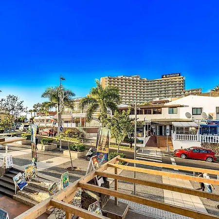 Two Bedroom Close To The Beach In Daire *