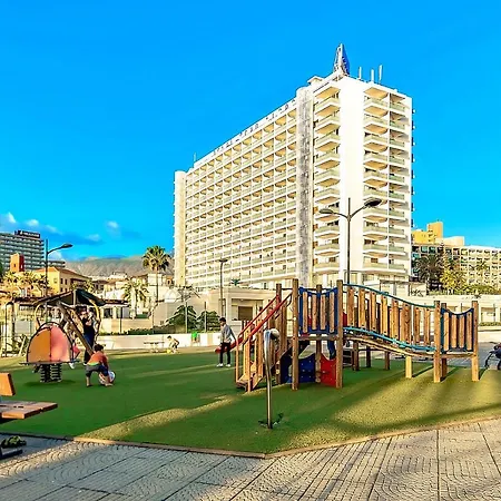 Two Bedroom Close To The Beach In Playa de las Americas (Tenerife)